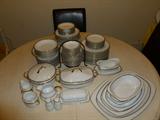92 pc. Czechoslovakia china set..service for 12
