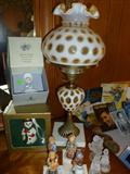 Antique/Vintage coin dot Fenton lamp