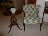 2 matching vintage side chairs
