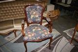 ANTIQUE CHAIR