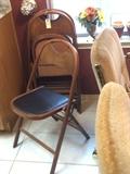 Set of 4 folding wooden chairs