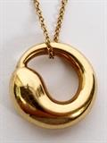 Lot#39, TIFFANY & CO., PERETTI DESIGN, 18 KT NECKLACE AND PENDANT, L 28"Pendant in the Eternal Circle design.  Approximate weight .16 toz. (4.98 gms.)