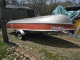 lund boat. motor ready to fish