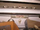 MAYTAG DUTCH OVEN