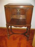 Antique Radio in cabinet