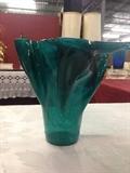 Green Polish Crystal Artistic Vase