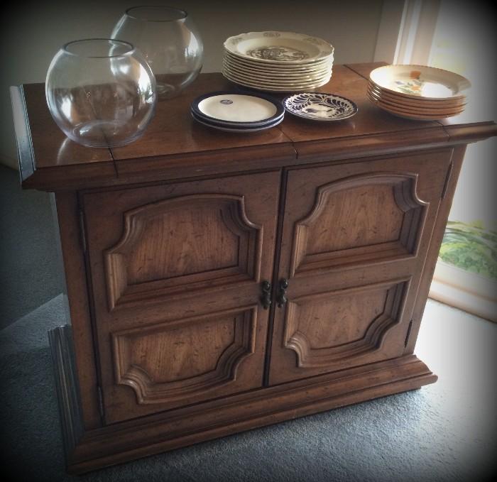 Sideboard Serving Buffet with flip open table top!