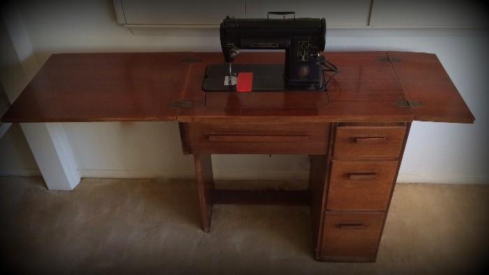1954 Singer Sewing Machine with great cabinet!