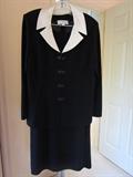 ST JOHN EVENING SUIT SIZE 12