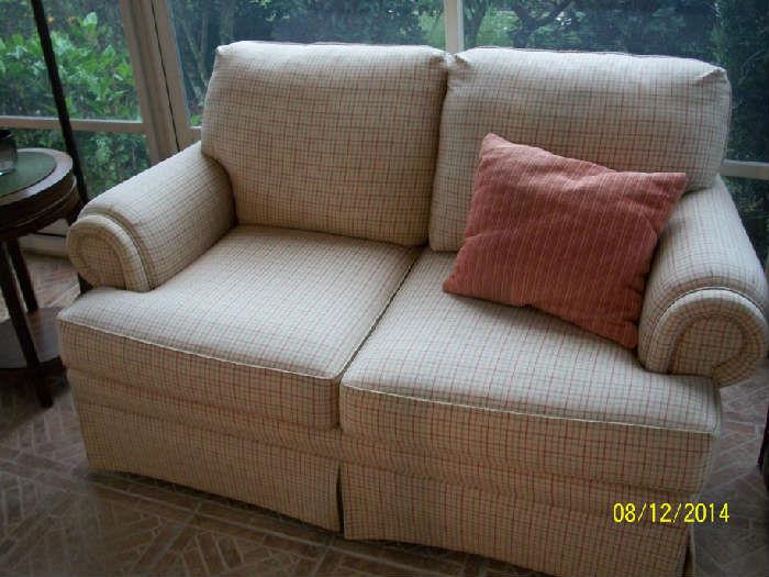 Broyhill love seat