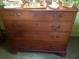 CHIPPENDALE DRESSER
18TH CENTURY
(LATE 1700'S)