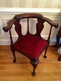 HENKEL HARRIS CORNER CHAIR
SOLID MAHOGANY