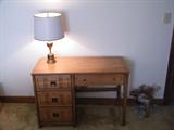 Mid-modern desk.
Part of 2nd bedroom furniture.