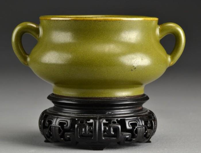 28.	Fine Chinese Qing Tea Dust Glazed Censer
