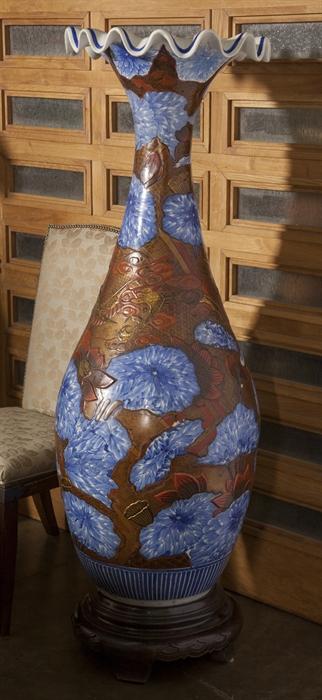 5 ft. tall Japanese porcelain vase