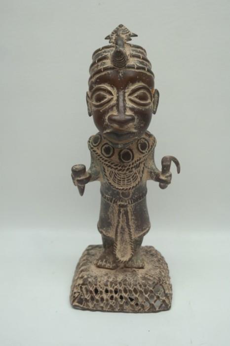 86	Antique Benin Bronze Figure