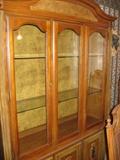 Great French Provincial China Cabinet in excellent condition