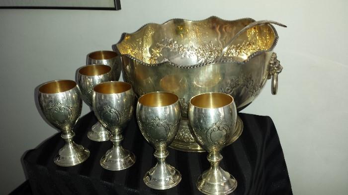 SILVERPLATE PUNCH BOWL.....GOBLETS