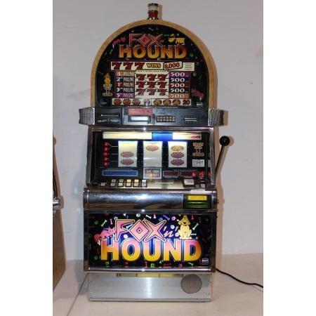 Fox Hound Slot Machine