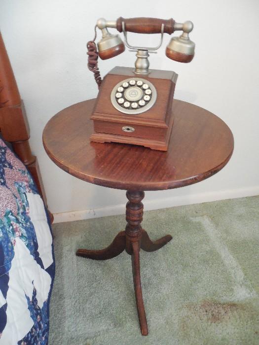 antique replica telephone and accent table