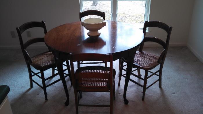 Walnut Dining Table & Victorian Chairs