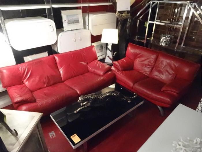 MODERN DESIGN RED LEATHER SOFA AND LOVESEAT
