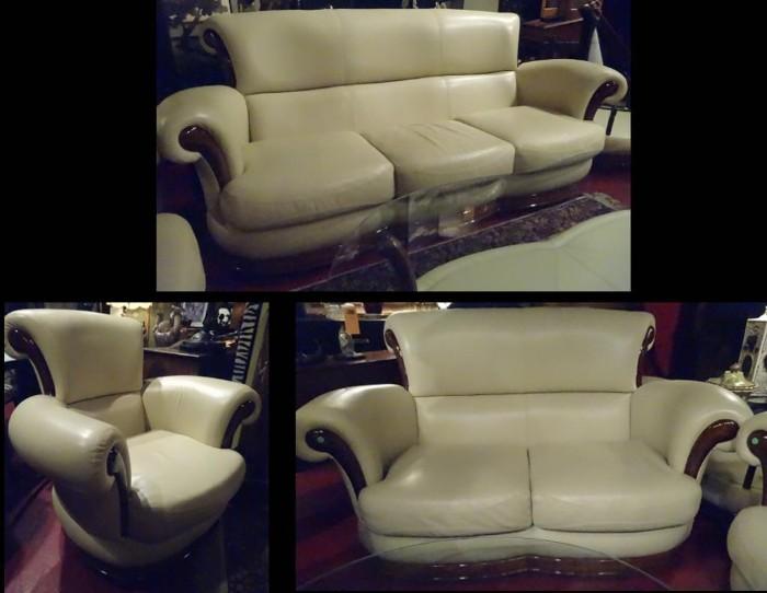 FABULOUS ITALIAN 3 PC LEATHER LIVING ROOM SET WITH SOFA, LOVESEAT, AND CHAIR