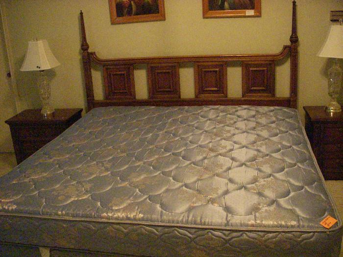 King size bed and mattress set