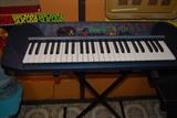 Yamaha Keyboard with stand