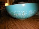 Vintage Pyrex Amish Butter Print Batter Bowls(4)