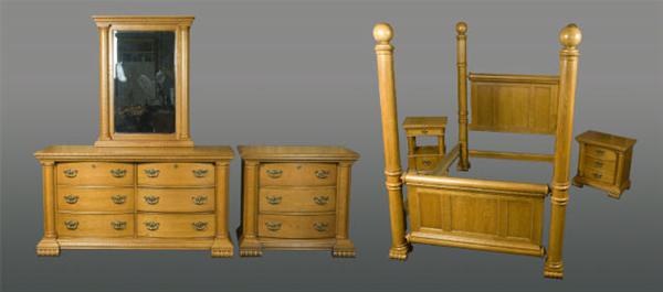 Lot 465:
(6) Piece Pulaski Oak Bedroom Set
