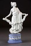 22. WEDGEWOOD IVY GARLAND PORCELAIN FIGURINE.