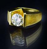 38. Diamond & Gold Ring