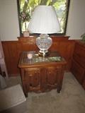 French style end table; crystal lamp