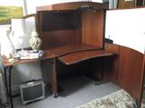 Cherry modular computer work station
