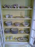 Several china pieces, including Wedgwood china.