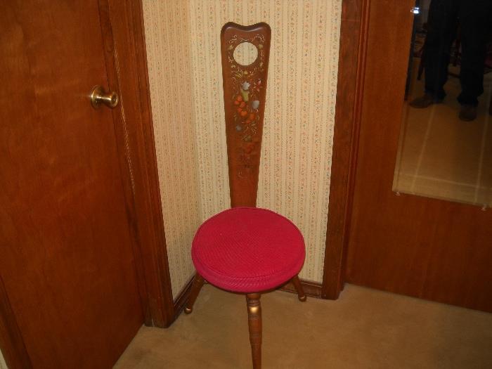Tri Leg Chair.