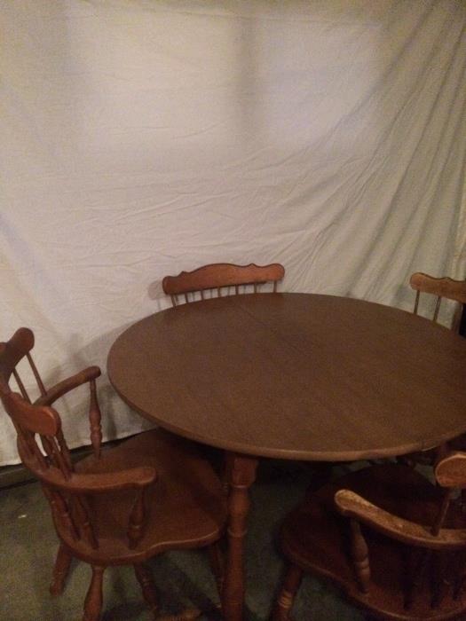 Kellar maple dining table and four chairs