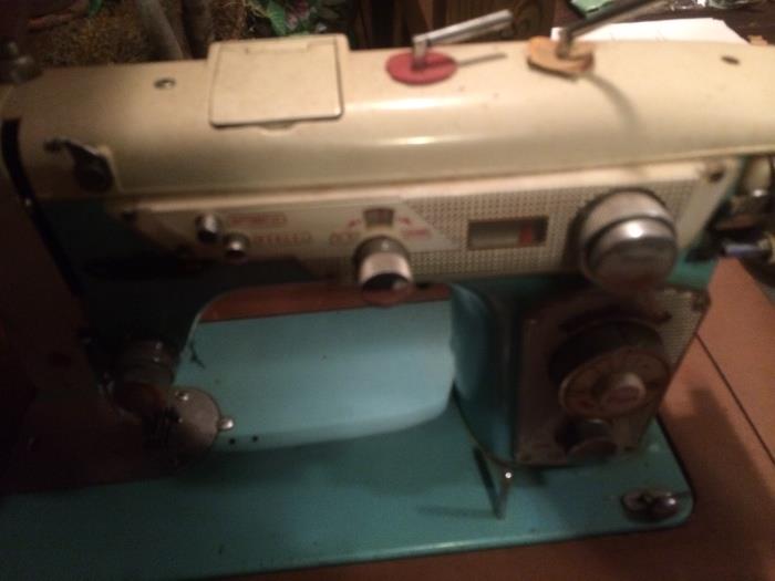 another photo of the deluxe sewing machine