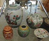 ANTIQUE CHINESE CERAMIC POTTERY