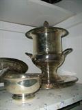 Lots of silverplate several pieces