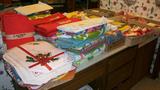 tablecloths, placemats, kitchen towels