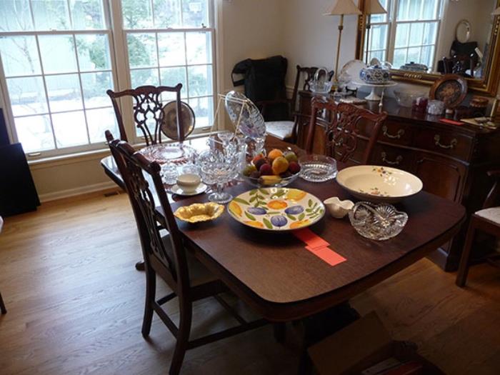 Chippendale Style Dining Room Table and Chairs