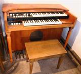 Vintage 1950's/early 60's Hammond M3 console tube organ