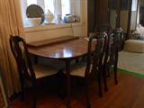 Queen Anne Dining table w/ 2 leaves, Queen Anne Dining chairs-set of 4