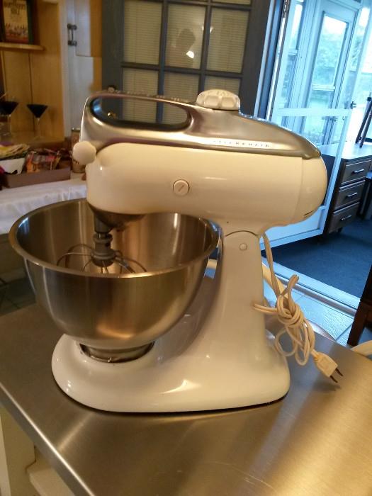 kitchen aid mixer with sausage maker