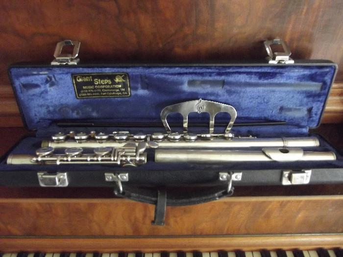 Gemenhardtt Solid Silver Flute and Case 