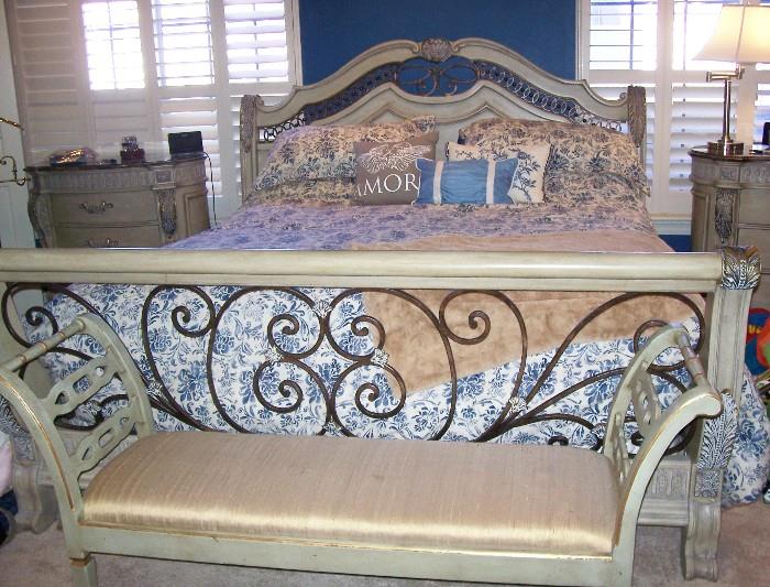 Fantastic King Sized bed with luxury mattress - like new!