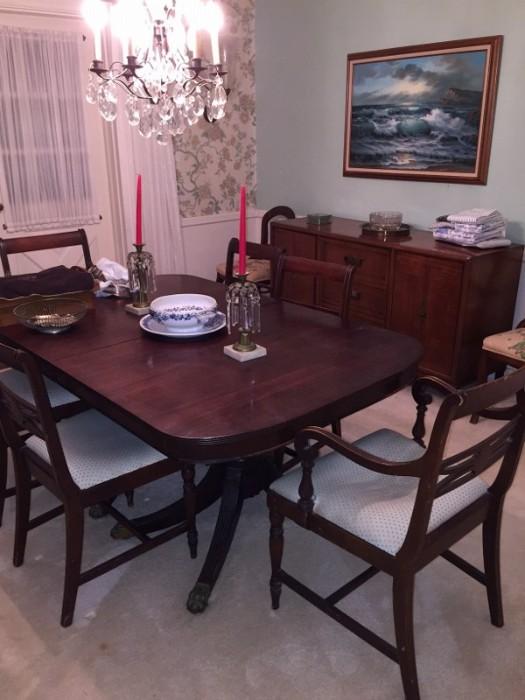 Dning Room Table & Chairs