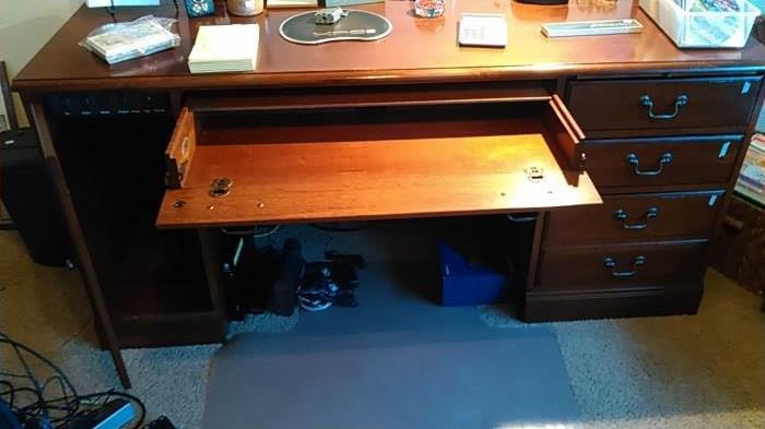 More photos of desk with computer door open and keyboard shelf extended.